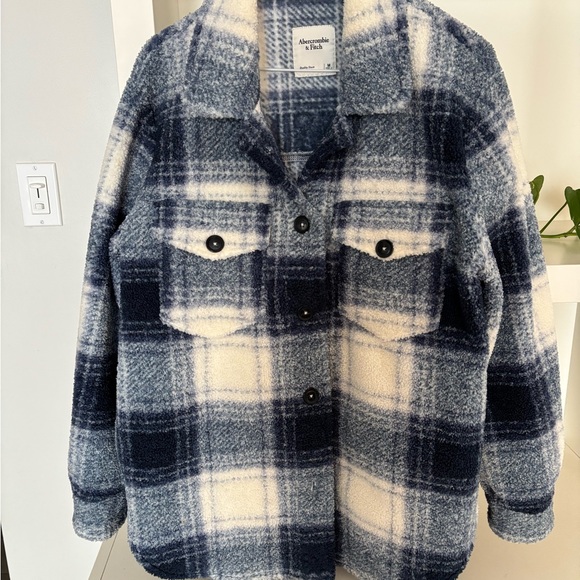 Abercrombie & Fitch Jackets & Blazers - Abercrombie & Fitch Blue and Cream Plaid Jacket